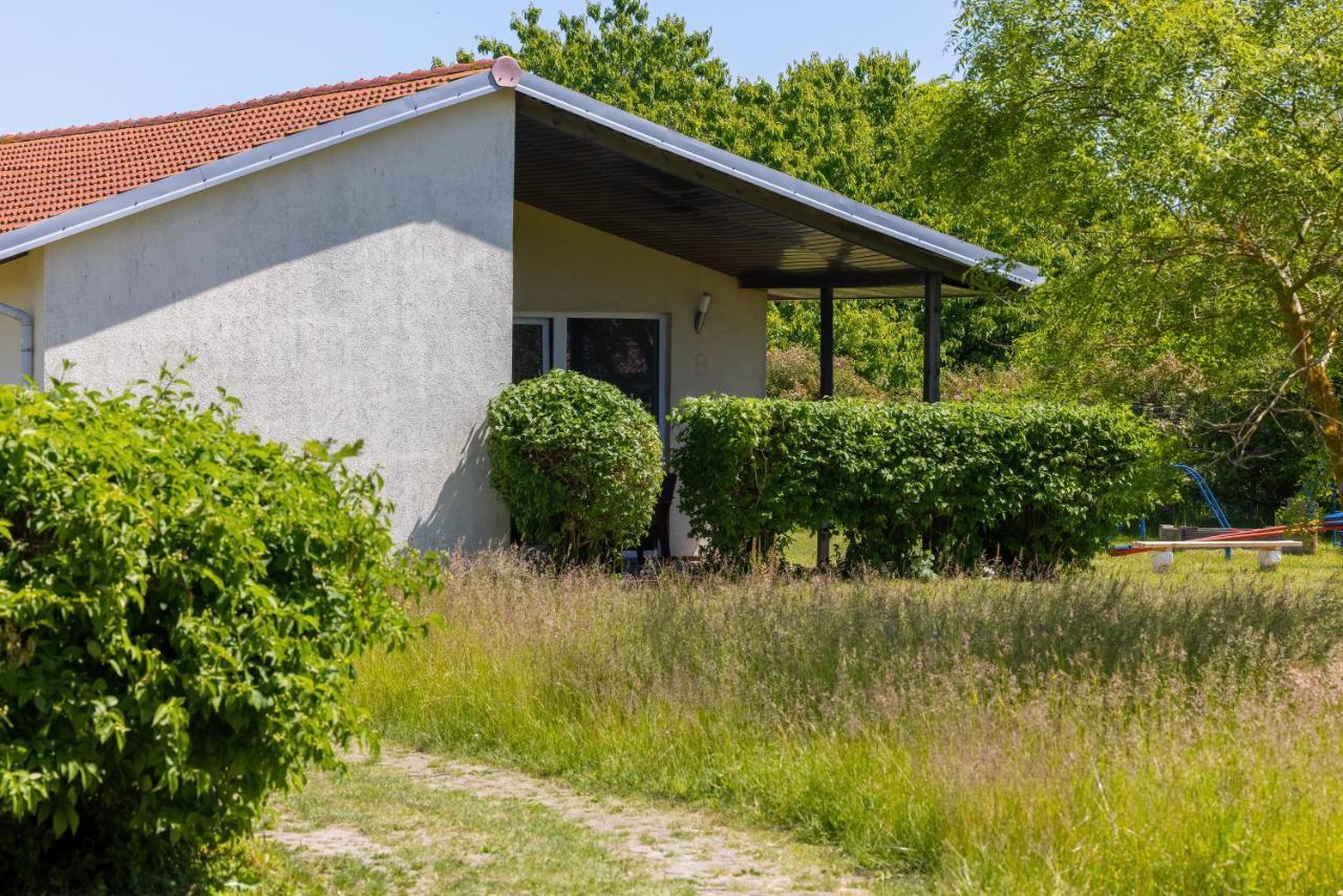 Baltic Center Bungalows Sarbinowo Exterior photo